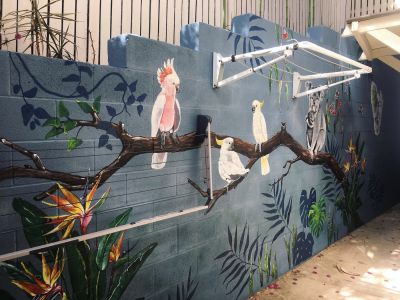 Australian wildlife mural - Cockatoos