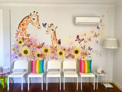 Giraffes - Mural - Kat's Mural Art