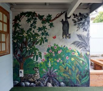 Tropical mural Compass Kids Clinic 3